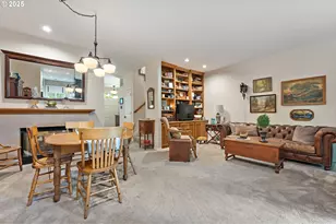 8200 SW Maxine Ln, Wilsonville, OR 97070 - Photo 9