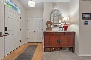 8200 SW Maxine Ln, Wilsonville, OR 97070 - Photo 3