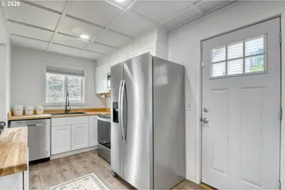 609 SE 8th St, Pendleton, OR 97801 - Photo 7