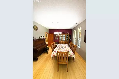 18525 NE Buncombe Hollow Rd, Woodland, WA 98674 - Photo 11