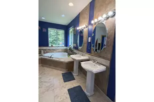 18525 NE Buncombe Hollow Rd, Woodland, WA 98674 - Photo 15