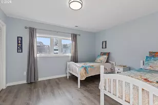 2013 NE 58th St, Lincoln City, OR 97367 - Photo 29