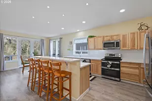 2013 NE 58th St, Lincoln City, OR 97367 - Photo 9