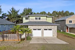 2013 NE 58th St, Lincoln City, OR 97367 - Photo 3
