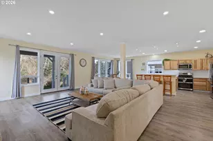 2013 NE 58th St, Lincoln City, OR 97367 - Photo 7