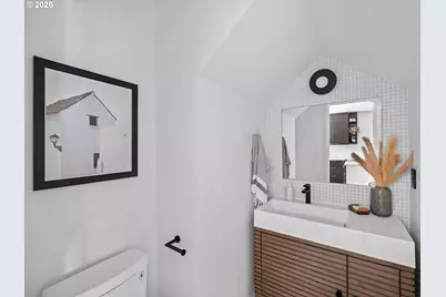 2017 NW Irving St, Portland, OR 97209 - Photo 17