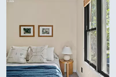 2017 NW Irving St, Portland, OR 97209 - Photo 31