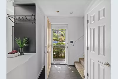 2017 NW Irving St, Portland, OR 97209 - Photo 5