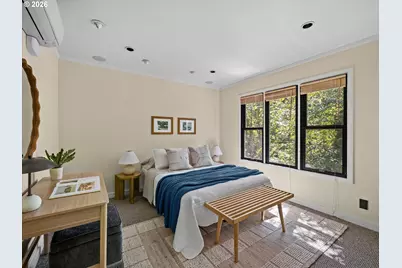 2017 NW Irving St, Portland, OR 97209 - Photo 29