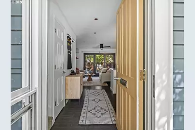 2017 NW Irving St, Portland, OR 97209 - Photo 3