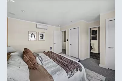 2017 NW Irving St, Portland, OR 97209 - Photo 25