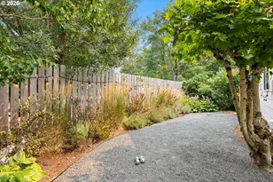 10879 NW Supreme Ct, Portland, OR 97229 - Photo 31