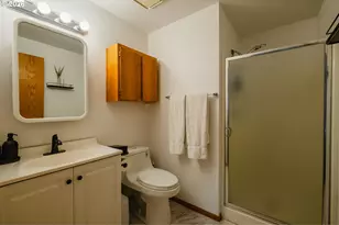1309 SE 135th Ave, Portland, OR 97233 - Photo 25