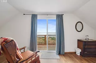 229 S Pacific St, Rockaway Beach, OR 97136 - Photo 17