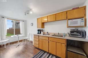 229 S Pacific St, Rockaway Beach, OR 97136 - Photo 35