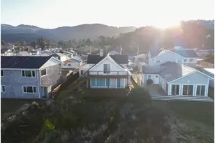 229 S Pacific St, Rockaway Beach, OR 97136 - Photo 3