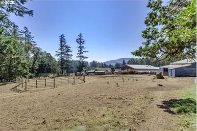 9326 SW Summit Ave, Gaston, OR 97119 - Photo 35