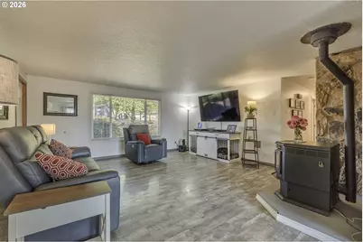 9326 SW Summit Ave, Gaston, OR 97119 - Photo 5