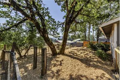 9326 SW Summit Ave, Gaston, OR 97119 - Photo 23