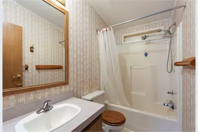 1030 June Ave, Bandon, OR 97411 - Photo 15