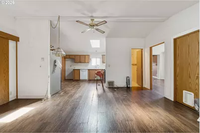 1030 June Ave, Bandon, OR 97411 - Photo 7