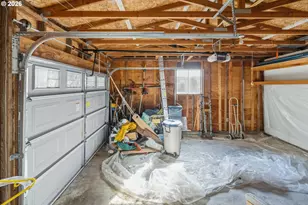 1030 June Ave, Bandon, OR 97411 - Photo 21