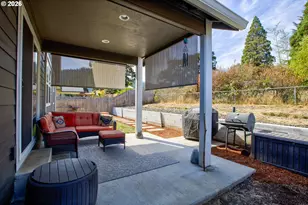 623 SE Garden Way Dr, Winston, OR 97496 - Photo 33