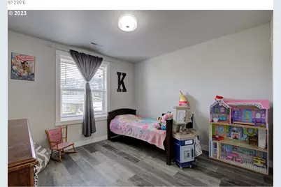 623 SE Garden Way Dr, Winston, OR 97496 - Photo 25