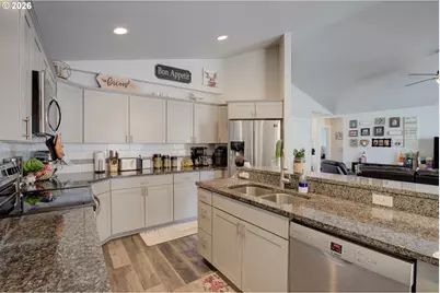 623 SE Garden Way Dr, Winston, OR 97496 - Photo 13