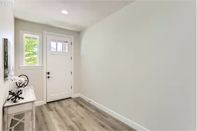 5802 NW Bannister Dr, Portland, OR 97229 - Photo 3