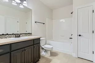 5802 NW Bannister Dr, Portland, OR 97229 - Photo 25