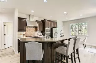 5802 NW Bannister Dr, Portland, OR 97229 - Photo 7