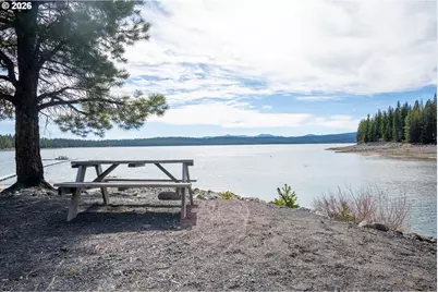 17717 Highway 58, Crescent Lake, OR 97733 - Photo 39