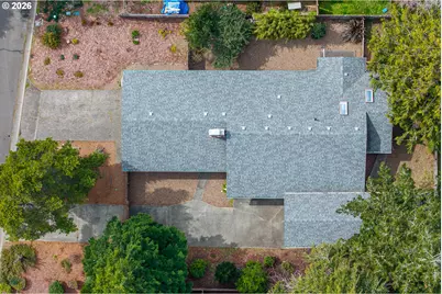 2265 24th St, Florence, OR 97439 - Photo 3