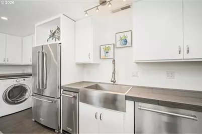 2265 24th St, Florence, OR 97439 - Photo 15