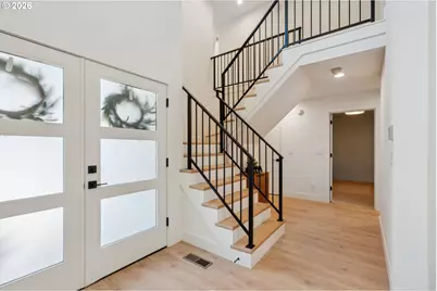 16428 NE San Rafael Dr, Portland, OR 97230 - Photo 27