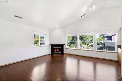 2751 SE 174th Ave, Portland, OR 97236 - Photo 7