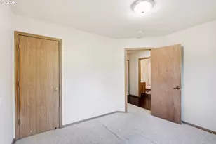 2751 SE 174th Ave, Portland, OR 97236 - Photo 27