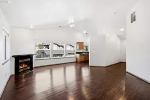 2751 SE 174th Ave, Portland, OR 97236 - Photo 9
