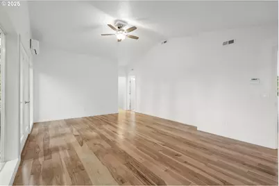 6817 SE 144th Ave, Portland, OR 97236 - Photo 21