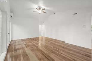 6817 SE 144th Ave, Portland, OR 97236 - Photo 21