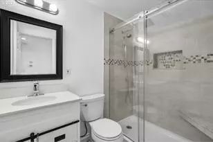 6817 SE 144th Ave, Portland, OR 97236 - Photo 33