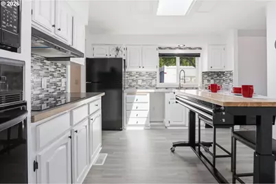 1412 W C Ave, La Center, WA 98629 - Photo 15