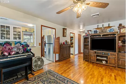 4969 Golding St, Roseburg, OR 97471 - Photo 11