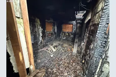 4611 N Minnesota Ave, Portland, OR 97217 - Photo 7