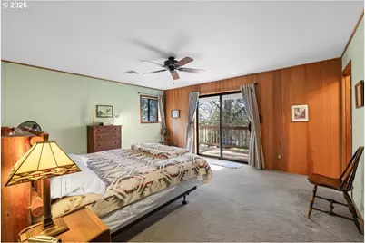 924 Lou Gray Dr, Myrtle Creek, OR 97457 - Photo 27