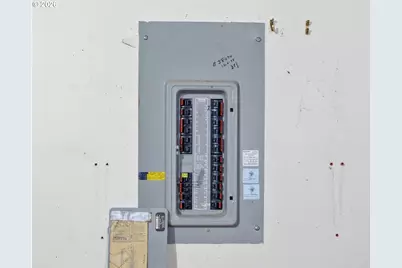 15565 SW Bristol Ln, Beaverton, OR 97007 - Photo 39