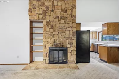 15565 SW Bristol Ln, Beaverton, OR 97007 - Photo 5