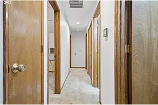 15565 SW Bristol Ln, Beaverton, OR 97007 - Photo 19