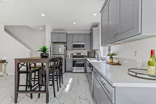 2998 SE Turner Creek Dr, Hillsboro, OR 97123 - Photo 9